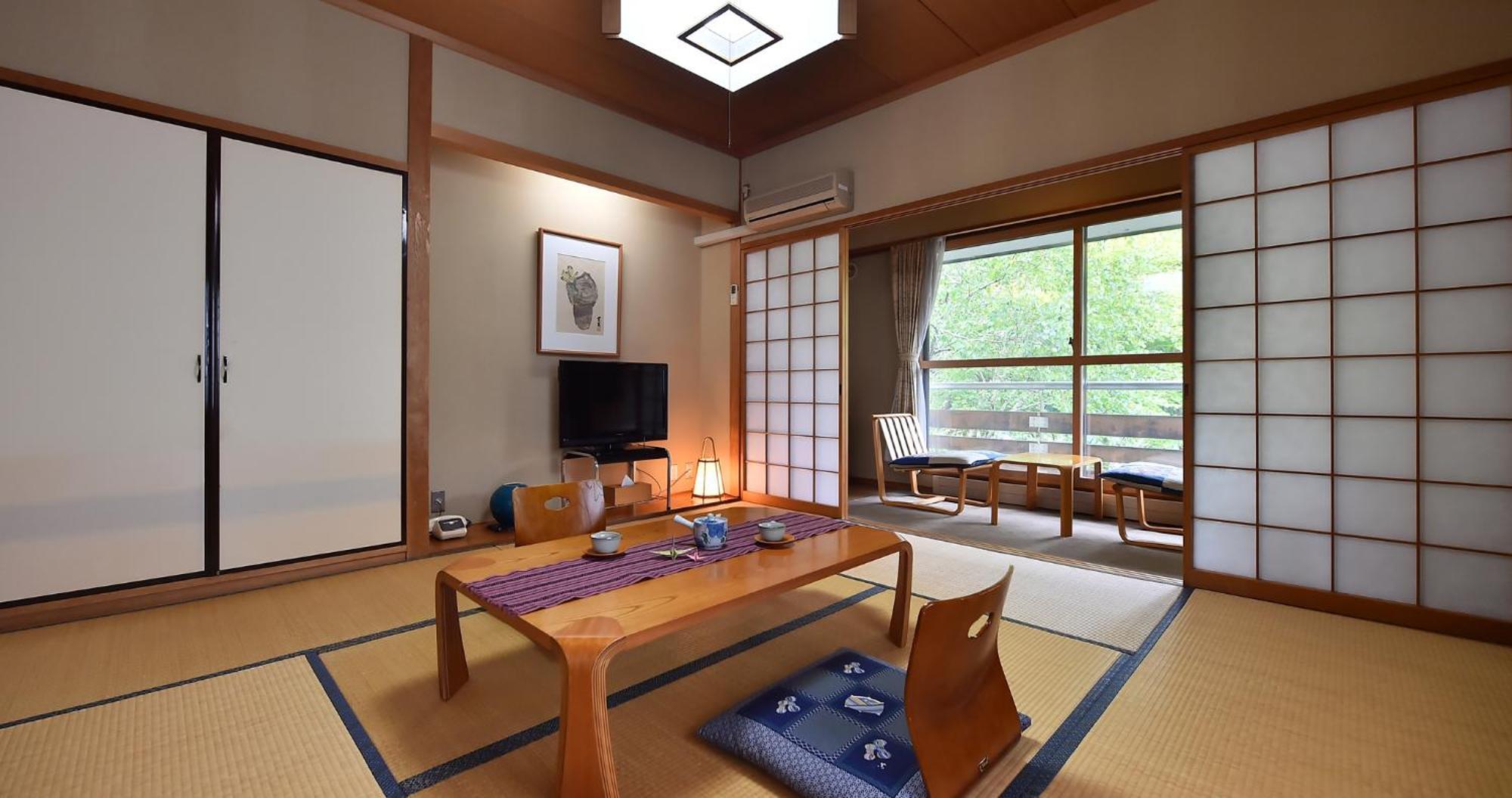 Kotobuki Hotel Yamanouchi  Exterior foto